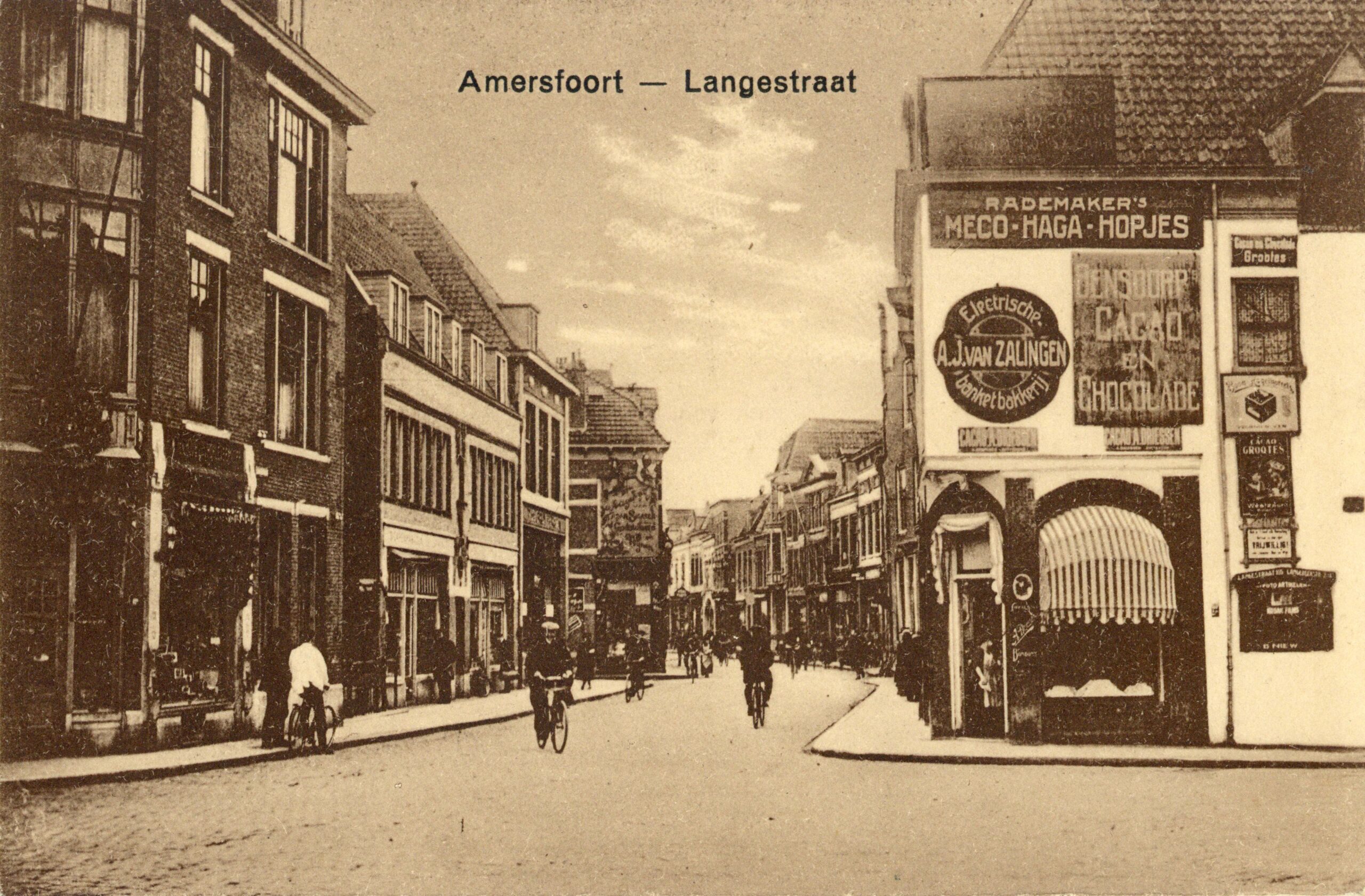 Gezicht in de Langestraat te Amersfoort